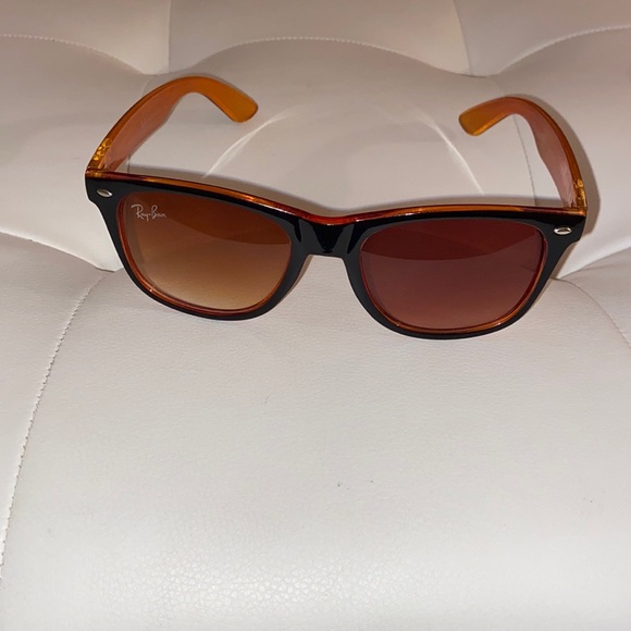 Ray-Ban Accessories - rayban sunglasses